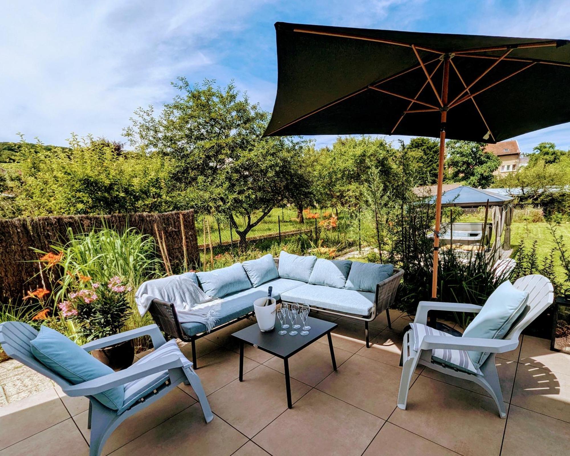 Le Cemarose: Spa, Jardin, Terrasse Et Jolie Vue Au Coeur D'エペルネー エクステリア 写真