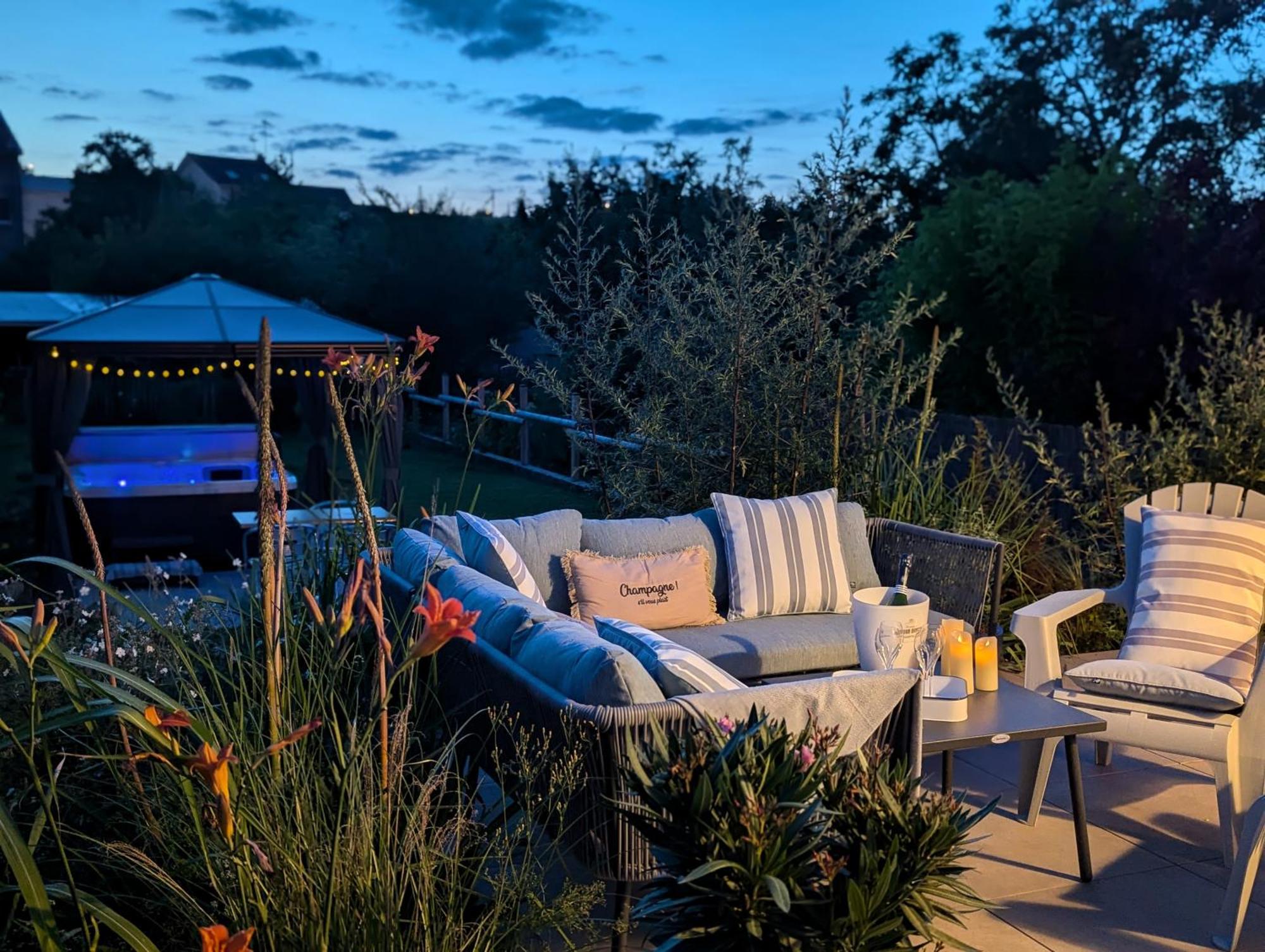 Le Cemarose: Spa, Jardin, Terrasse Et Jolie Vue Au Coeur D'エペルネー エクステリア 写真